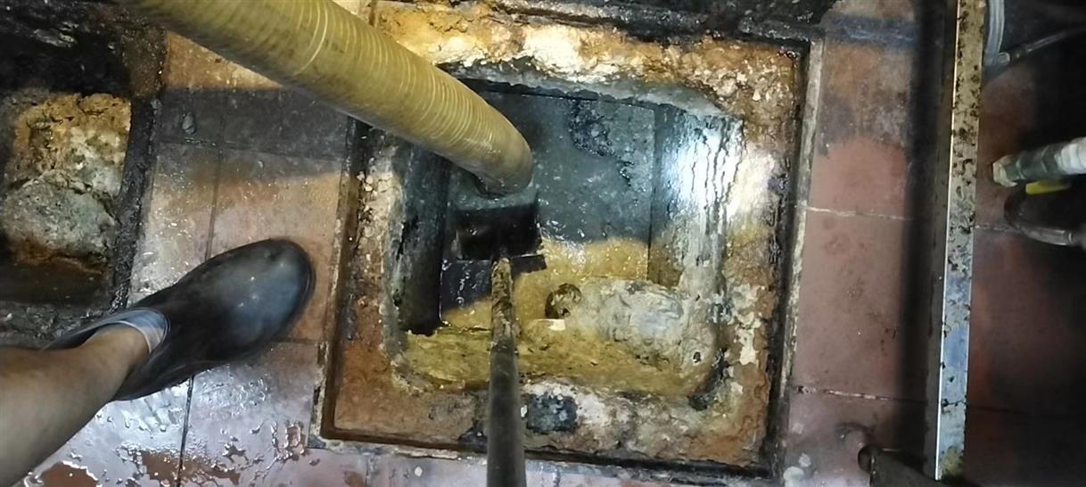 高石碑镇化油池清理-污水池清掏