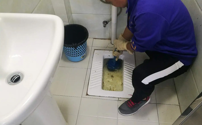 高石碑镇疏通蹲坑